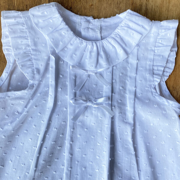 Blusa blanca plumeti sin mangas - Imagen 2