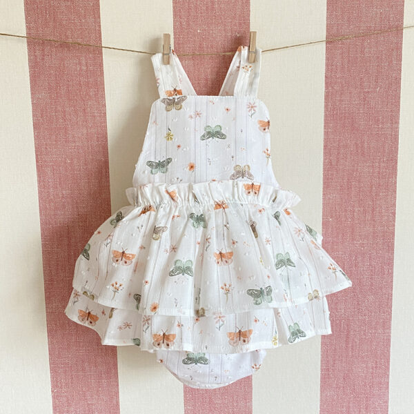 Faldita peto estampado mariposas