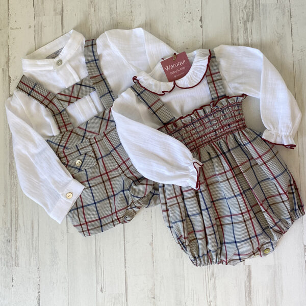 Conjunto peto de cuadros + camisa blanca - Imagen 3