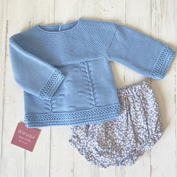 Conjunto jersey azul y cubrepañal de tela