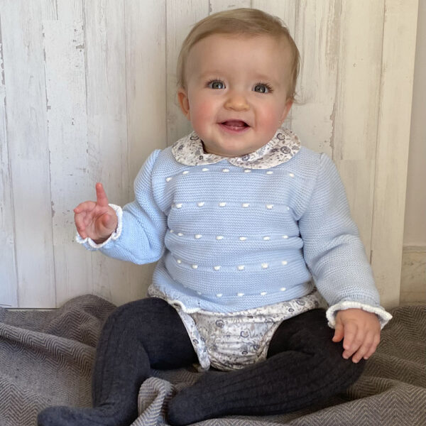 Conjunto talla 12 meses azul claro.