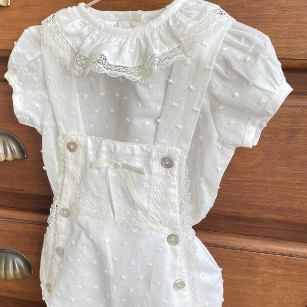 Conjunto de ranita y blusita blanco roto