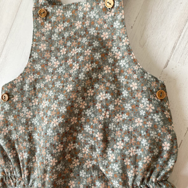 Ranita verde estampada unisex - Imagen 7